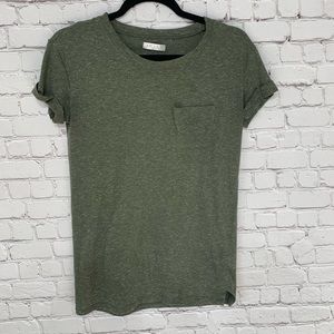 Basic pocket T shirt